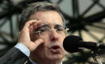 Colombia: Uribe acus� a Santos de negociar con las FARC en Cuba