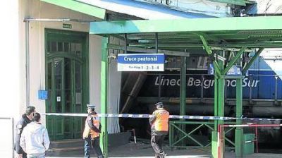 Belgrano Sur: descarril� un tren y destroz� el bar de una estaci�n