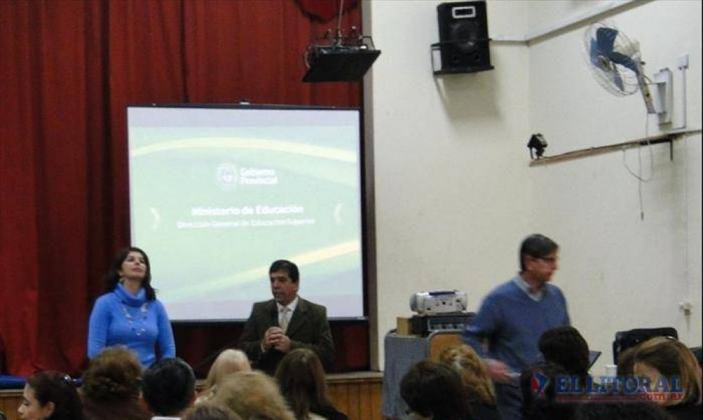 Prev�n reforzar orientaciones en las escuelas secundarias