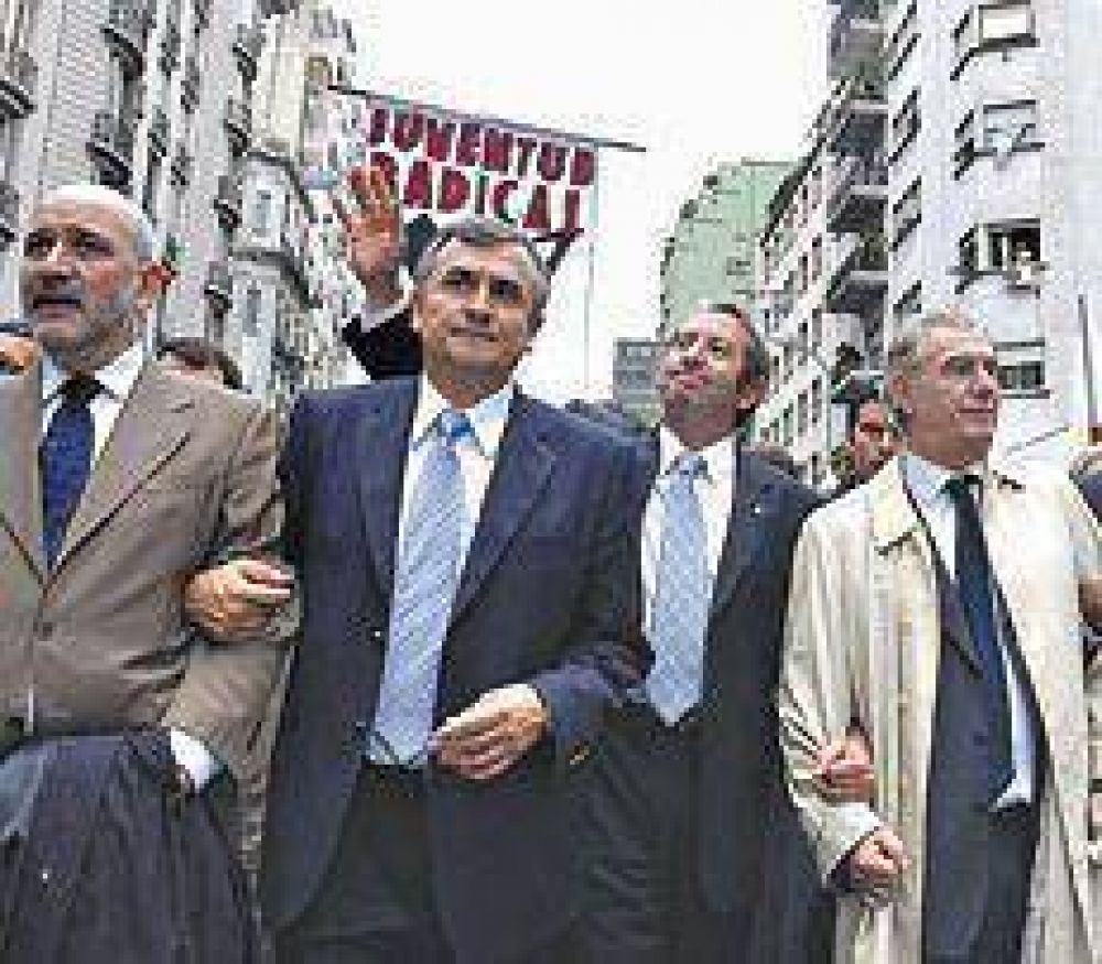 Intendentes radicales buscan la unidad.