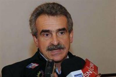 Para Rossi, "la discusi�n de 2015 est� resuelta: el peronismo har� lo que indique Cristina"