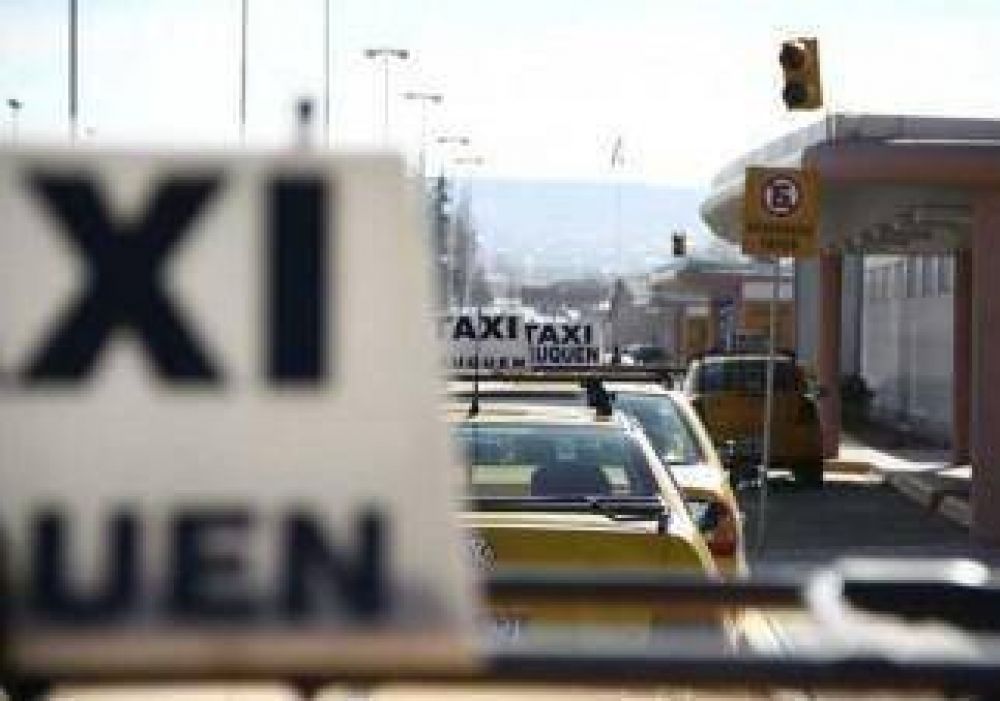 Taxistas presionar�n ante reuni�n clave por la tarifa 