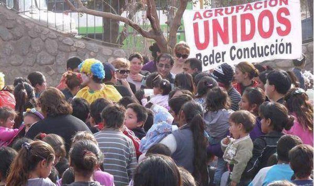El Gobierno colabor� para festejar el D�a del Ni�o en el Club Defensores de la Boca