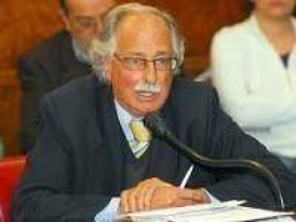 Cano critic� al Gobierno Nacional por vulnerar el concepto de federalismo
