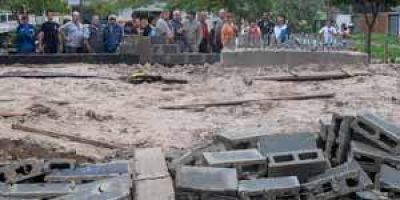 Vecinos protestan por instalaci�n de una antena
