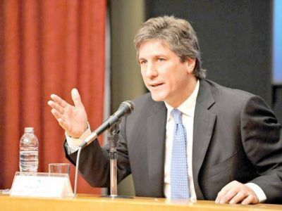 Vinculan firma local al estado y las contrataciones directas