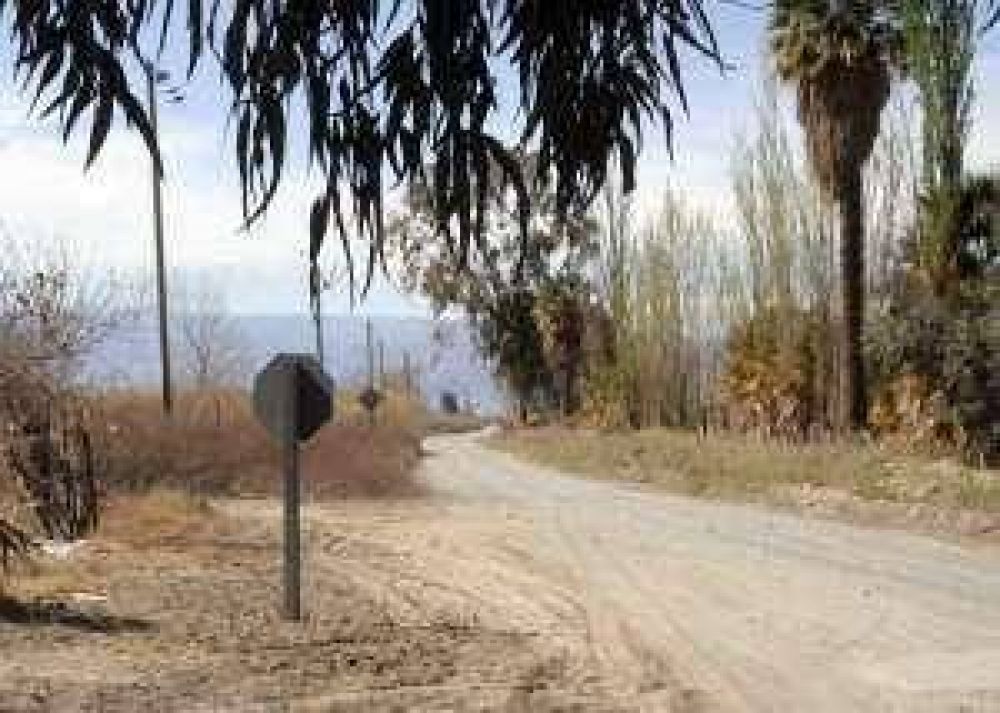 Caminos: en 3 meses inician pavimentaci�n