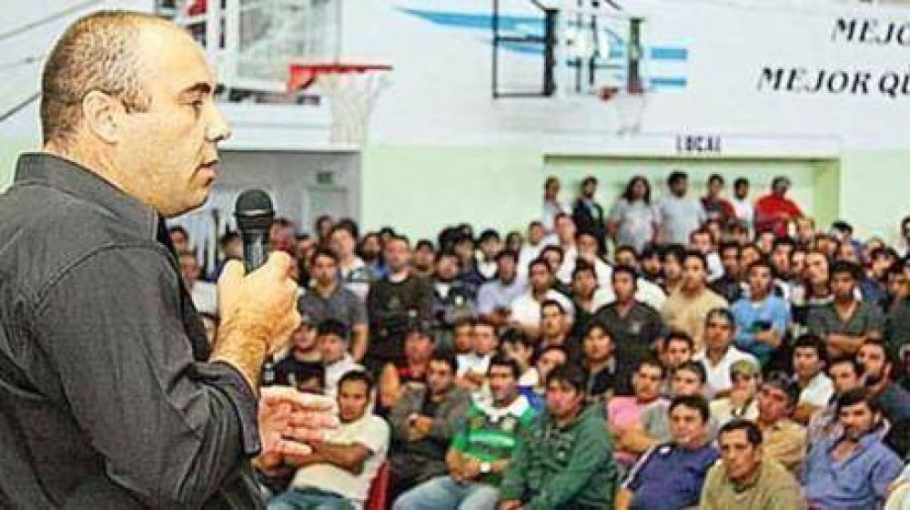 Petroleros: nueva agrupaci�n quiere desplazar a Mario Mansilla