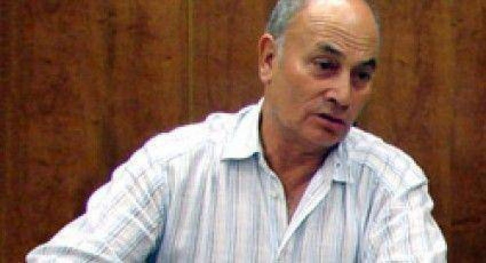 Si no fuese por Cobos, �el pa�s se incendiaba�.
