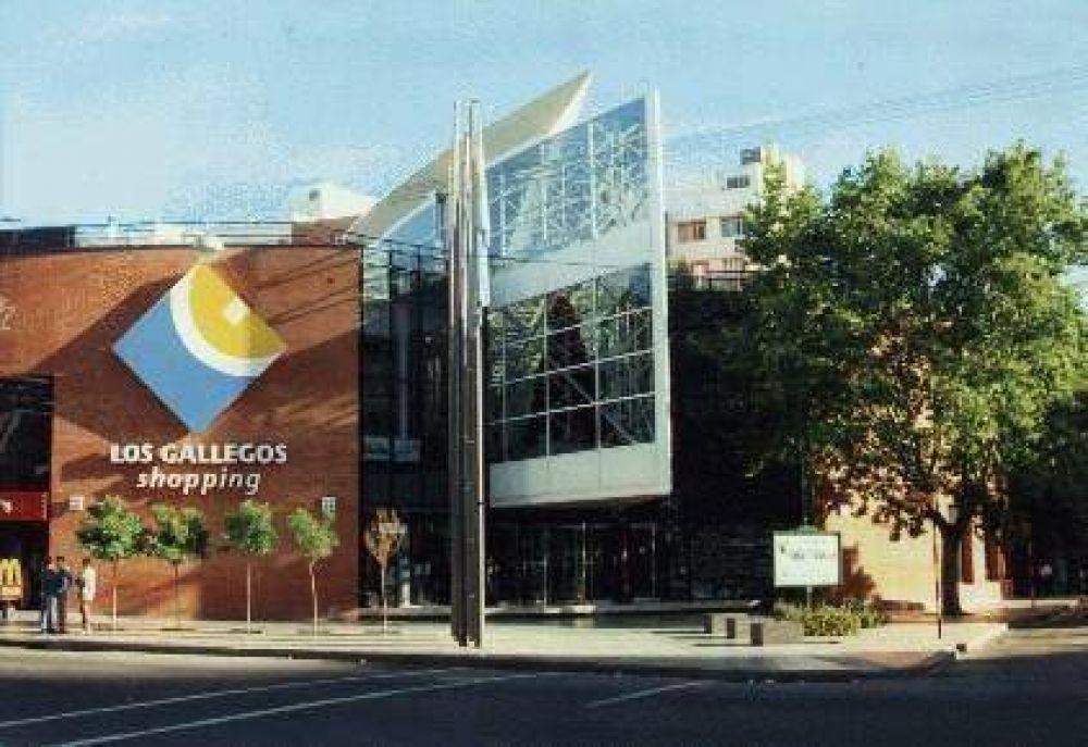 Cuestionan �excepci�n� otorgada al Shopping Los Gallegos.