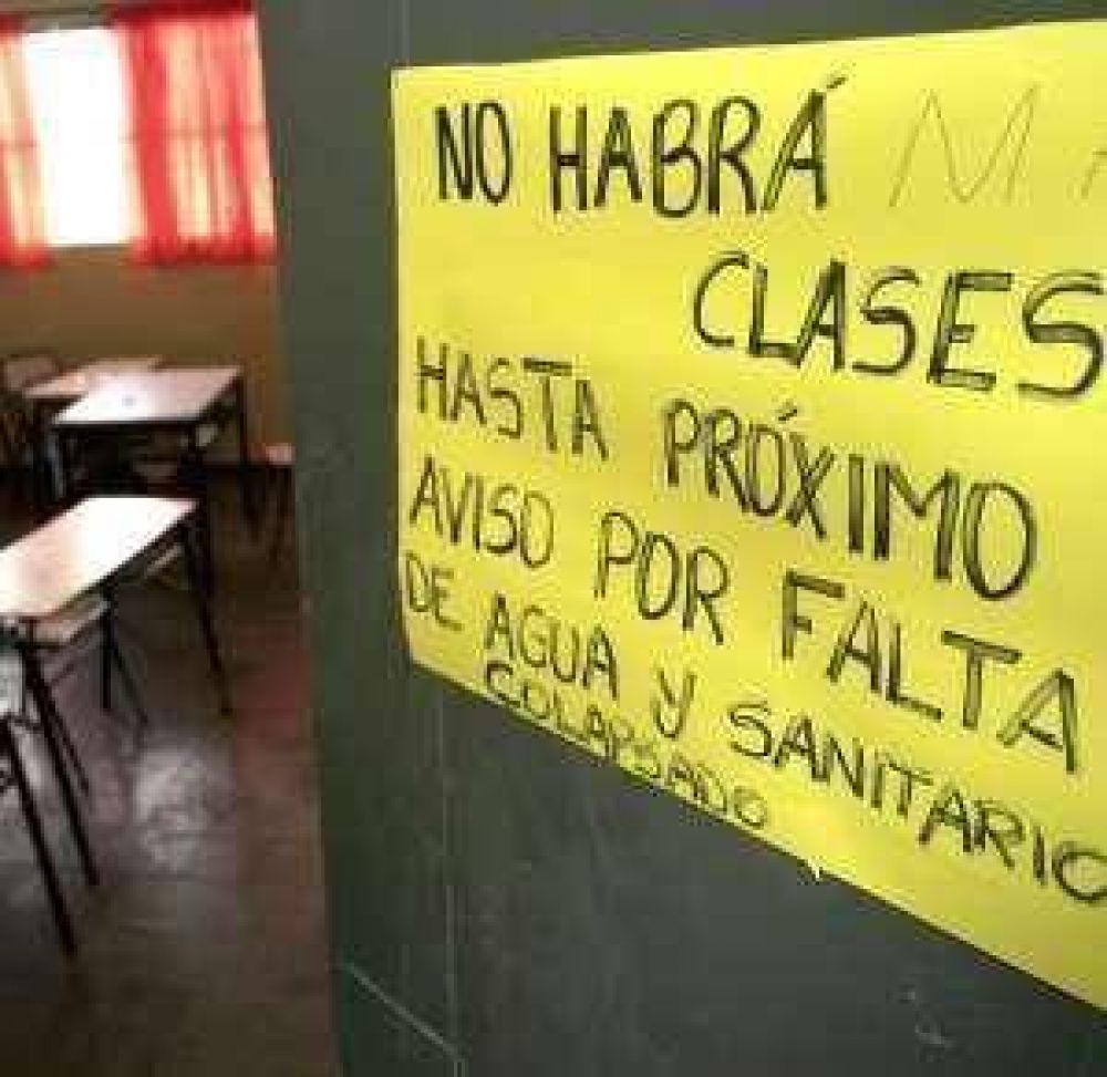 Seis d�as sin clases por el colapso de pozos