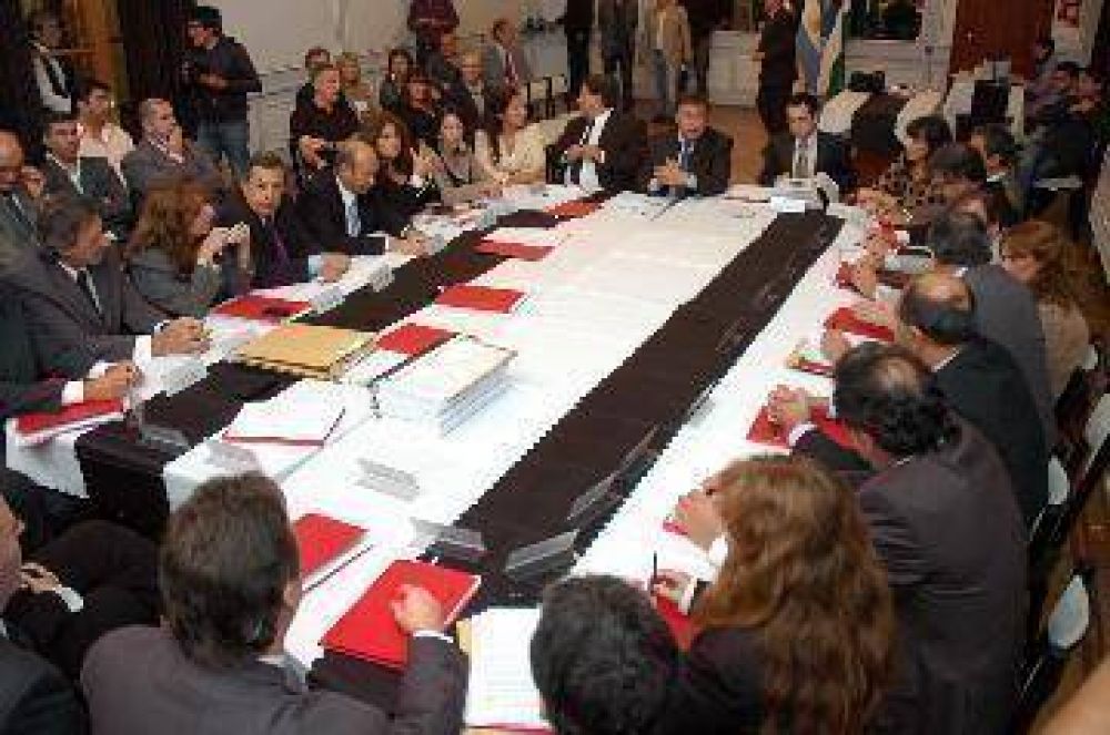 Toma forma el proyecto para el STJ de cinco jueces