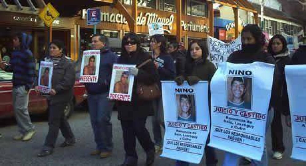 Familiares de C�rdenas y Carrasco pidieron al fiscal avances en la causa