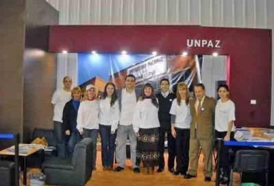 Stand de la UNPAZ en Tecn�polis