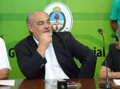 Ofensiva ricardista contra la Naci�n