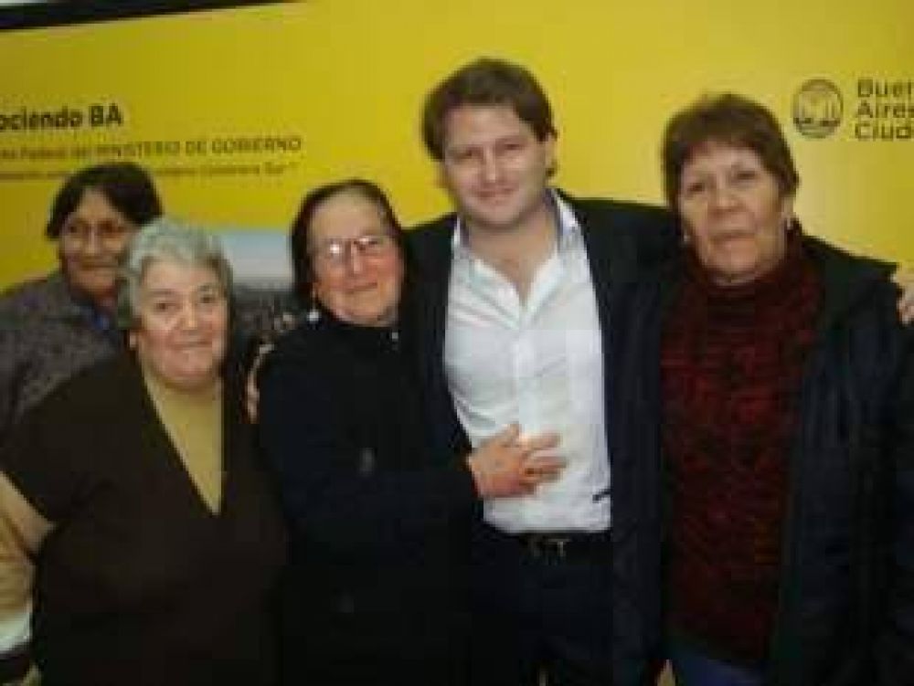 Alex Campbell: �No debemos permitir que ning�n gobierno atente contra el pluralismo�