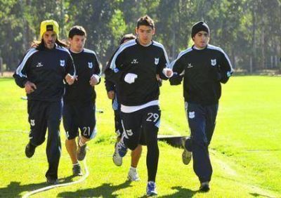 Gonz�lez dirige al �Lobo� En su debut de local