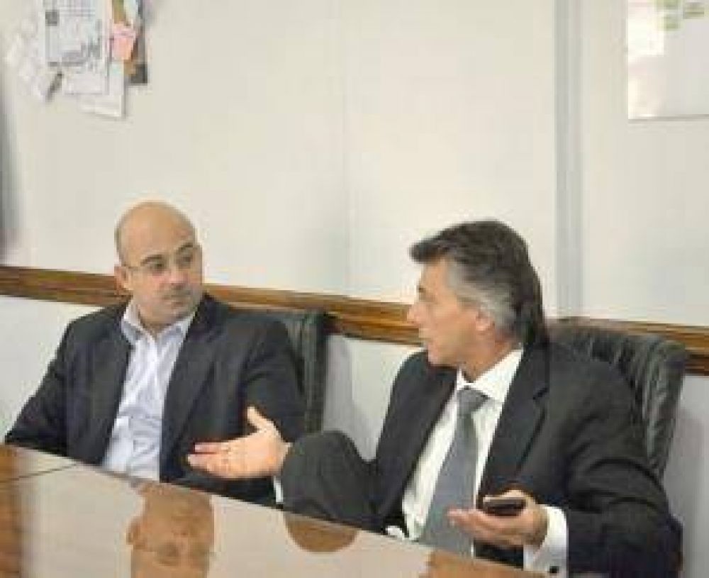 PAMI firm� un convenio con cl�nica de Quilmes