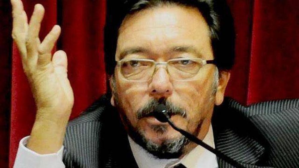 Guastavino celebr� la reforma del c�digo civil
