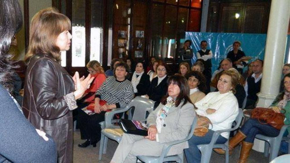 Paran�: se realiz� la primera reuni�n del Consejo Municipal de la Mujer