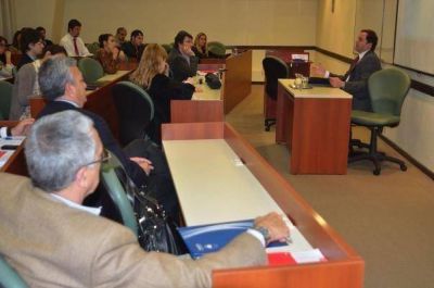 Mera disert� sobre pol�tica minera en la provincia