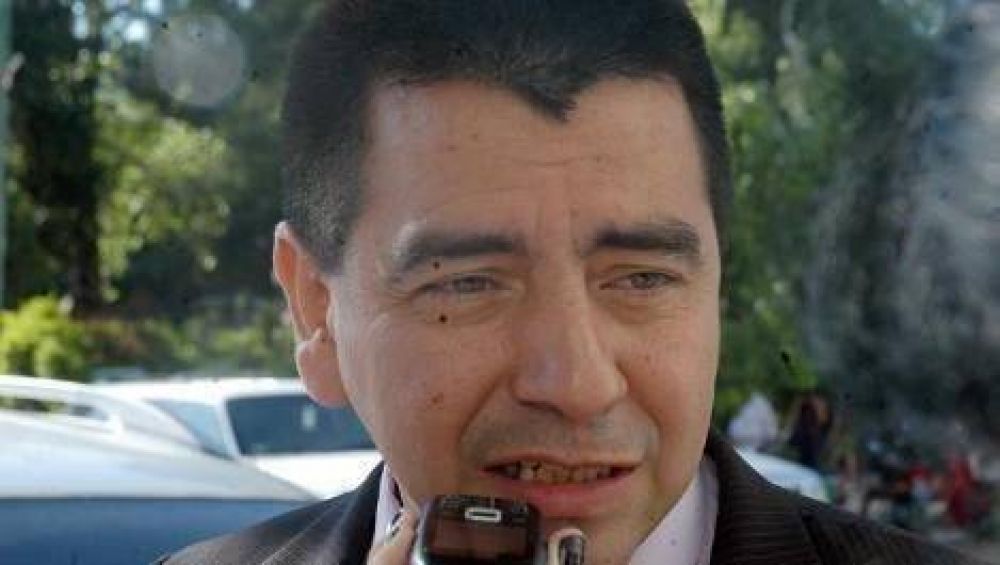 Solicitan informes a Gordillo por posibles sanciones a policias