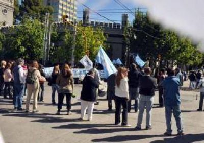 UPCN para y se moviliza en la capital 