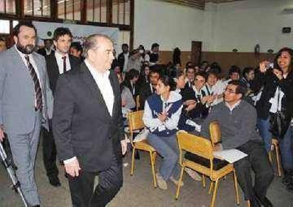 Jorge asisti� al inicio del programa "Aprender a Gobernar"