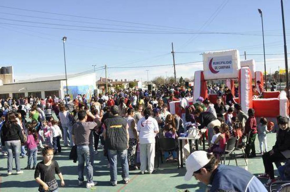 La Intendente Giroldi acompa�� los festejos del D�a del Ni�o
