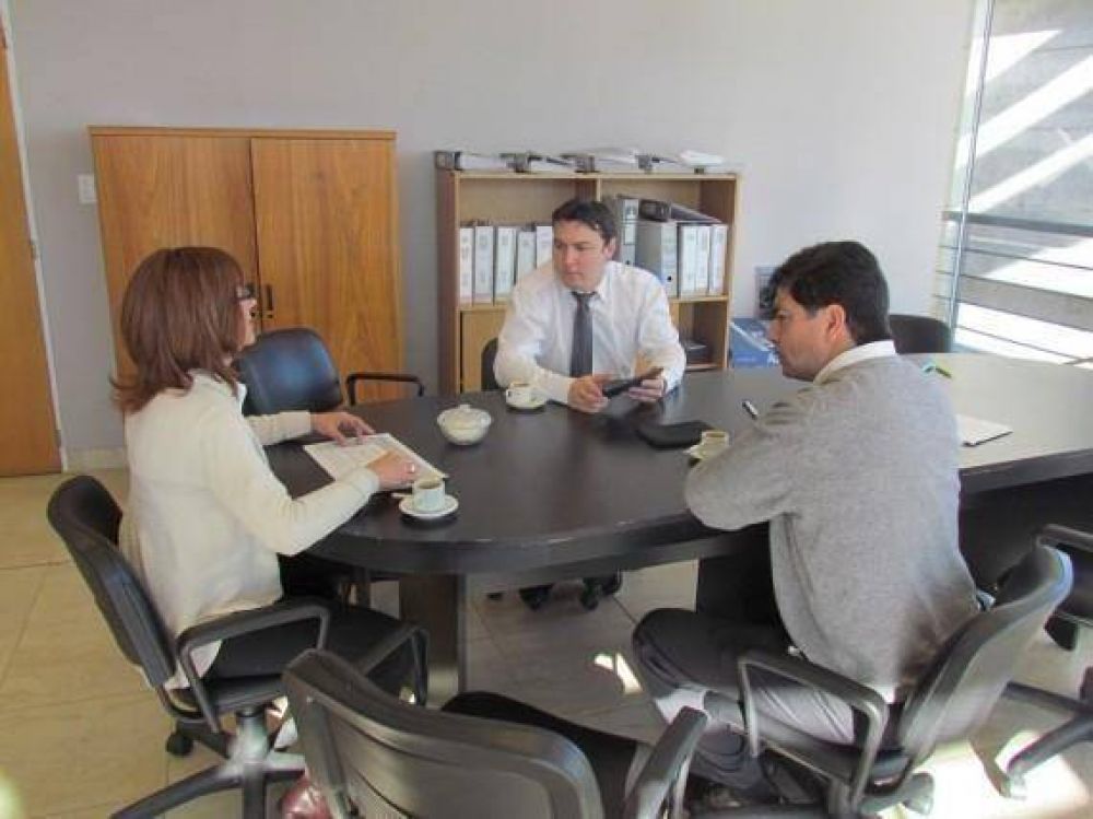 Evaluar�n la competencia de trabajo en el Ministerio de Hacienda y obras P�blicas