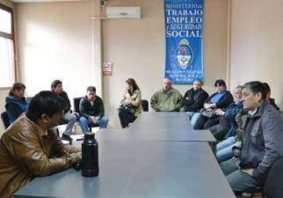 El sindicato de la Fruta amenaza con tomar las empacadoras 