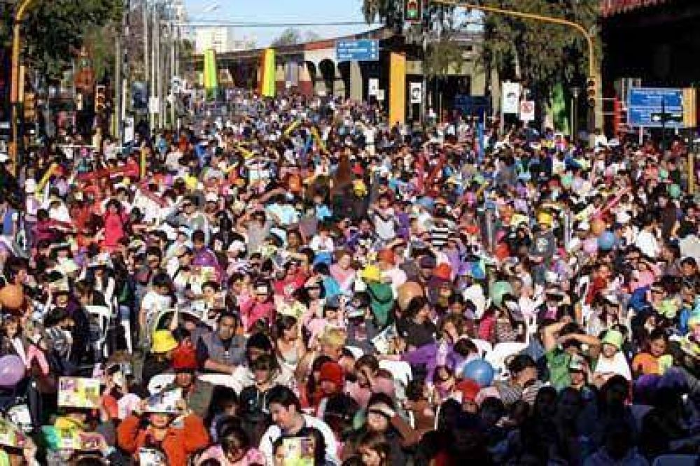 Mas de 20 mil personas celebraron el D�a del Ni�o en Avellaneda