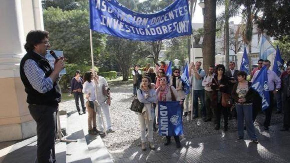 �No hay plata�: la respuesta ante los reclamos de los docentes universitarios