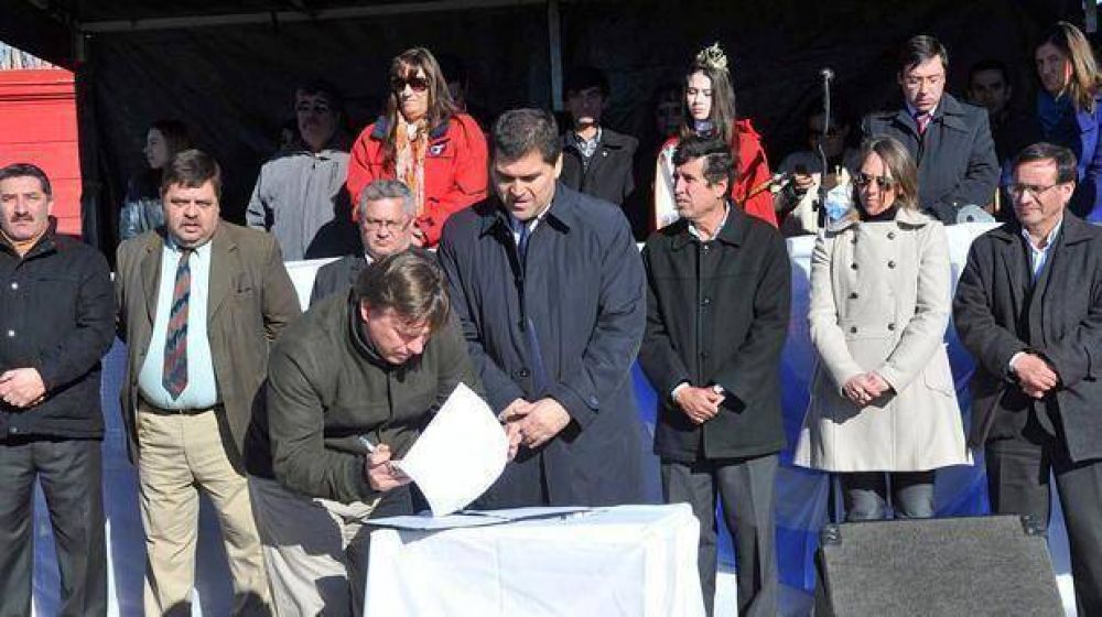 R�o Mayo celebr� con obras