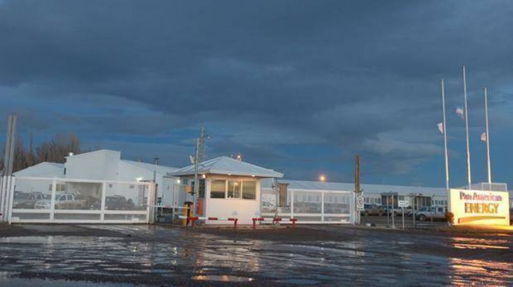 Petroleros y �Dragones� negocian hoy su futuro laboral con Pan American
