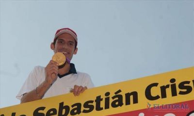 Premian a diez j�venes correntinos por sus logros y compromiso social