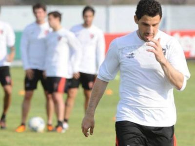 Newell's: Maxi y Scocco ser�n probados; C�ceres es dif�cil que llegue