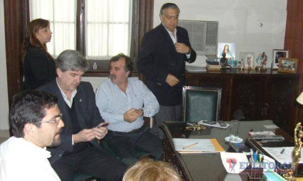 Provincia y Municipio acuerdan avanzar en la urbanizaci�n de Santa Catalina