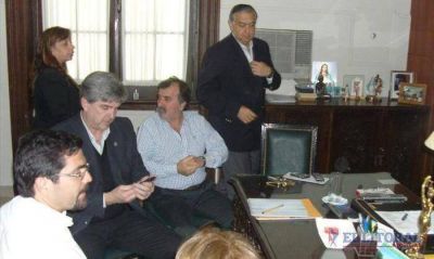 Provincia y Municipio acuerdan avanzar en la urbanizaci�n de Santa Catalina