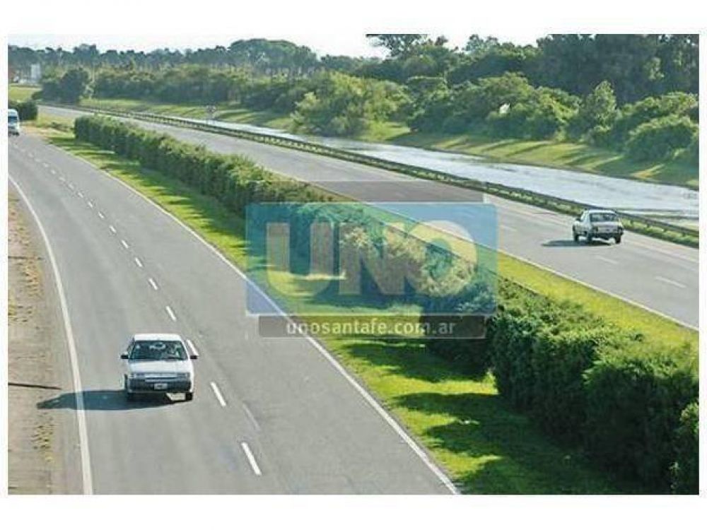 Van a revisar el precio del peaje de la autopista Santa Fe-Rosario cada seis meses