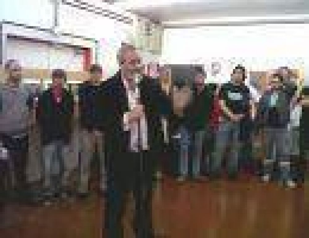 Reclamo por trabajadores despedidos en el Garrahan