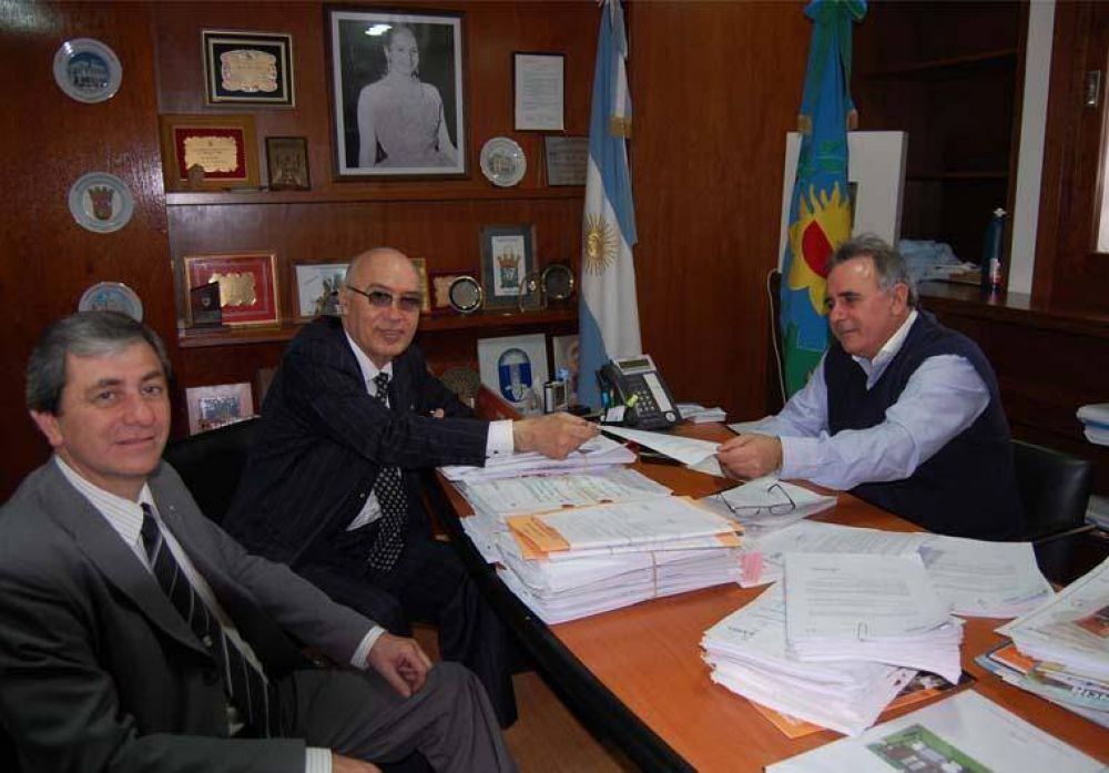 Gorosito firm� un convenio con el SPAR en el marco del programa integral de agua potable e infraestructura sanitaria‏