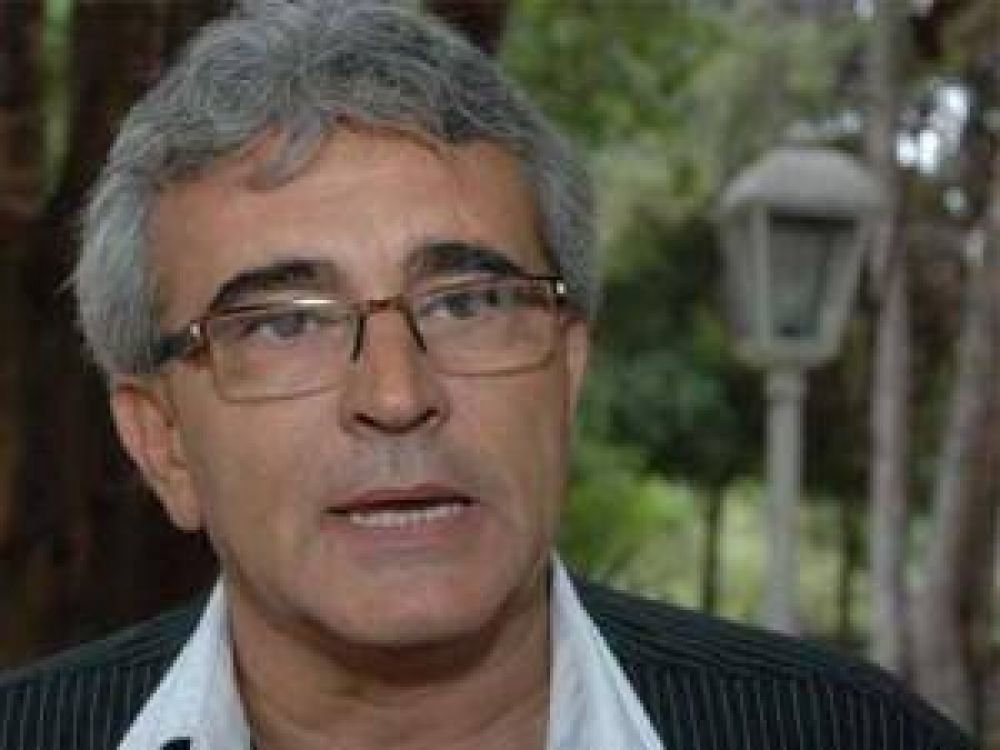 Nicolini le contest� a El�as en la C�mara de Diputados