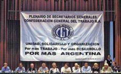 �En esas mesas hay enemigos�