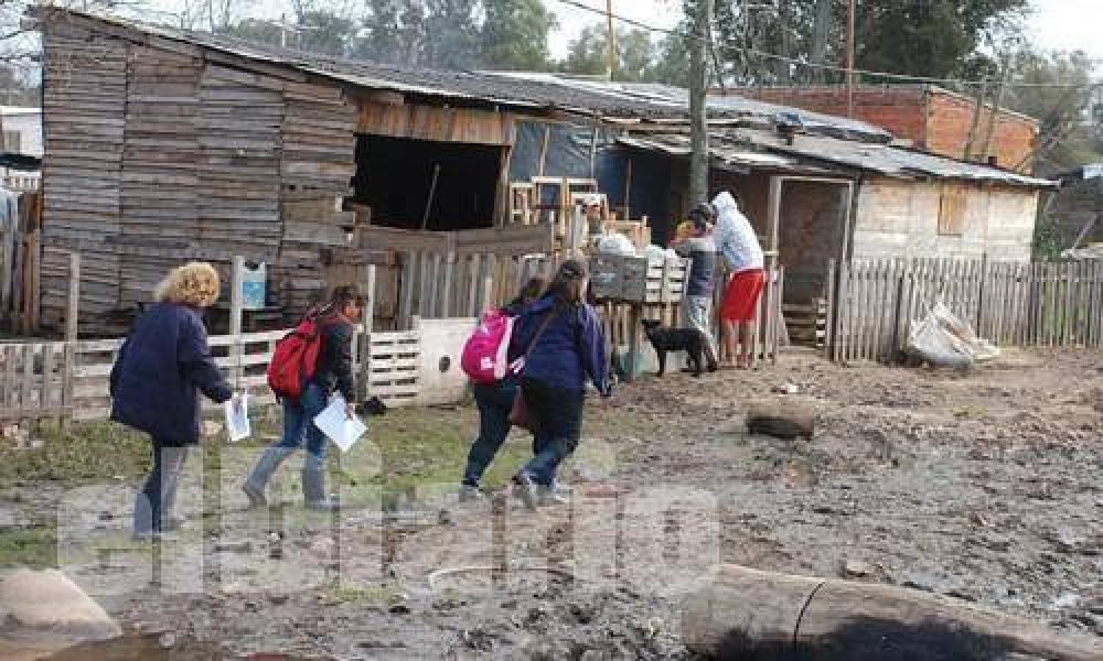 En Pilar quedan 67 evacuados y hay alerta por posibles tormentas