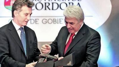 Macri y De la Sota se mostraron juntos con cr�ticas a la Casa Rosada