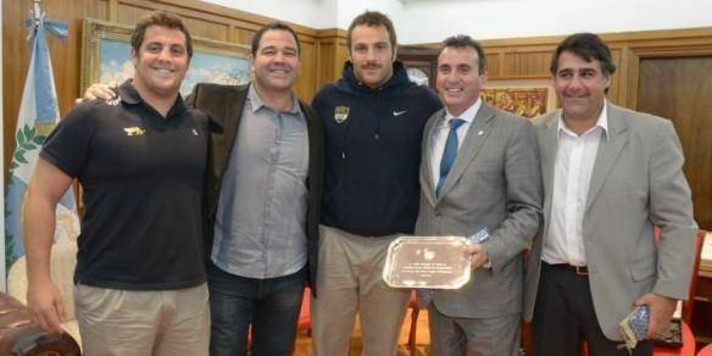 El gobernador Francisco P�rez recibi� a Los Pumas en Casa de Gobierno