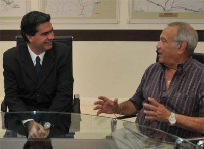 Sampayo propuso paritarias unificadas para los municipales