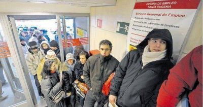 Por la crisis, Espa�a recibe cada vez menos inmigrantes