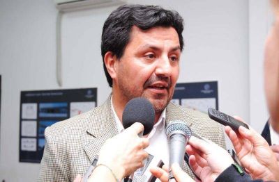 Olivares: �La licitaci�n de la basura sigue adelante en los t�rminos objetivos y previstos�